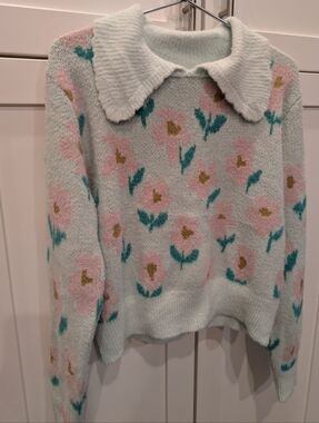 Dreamers Floral Sweater